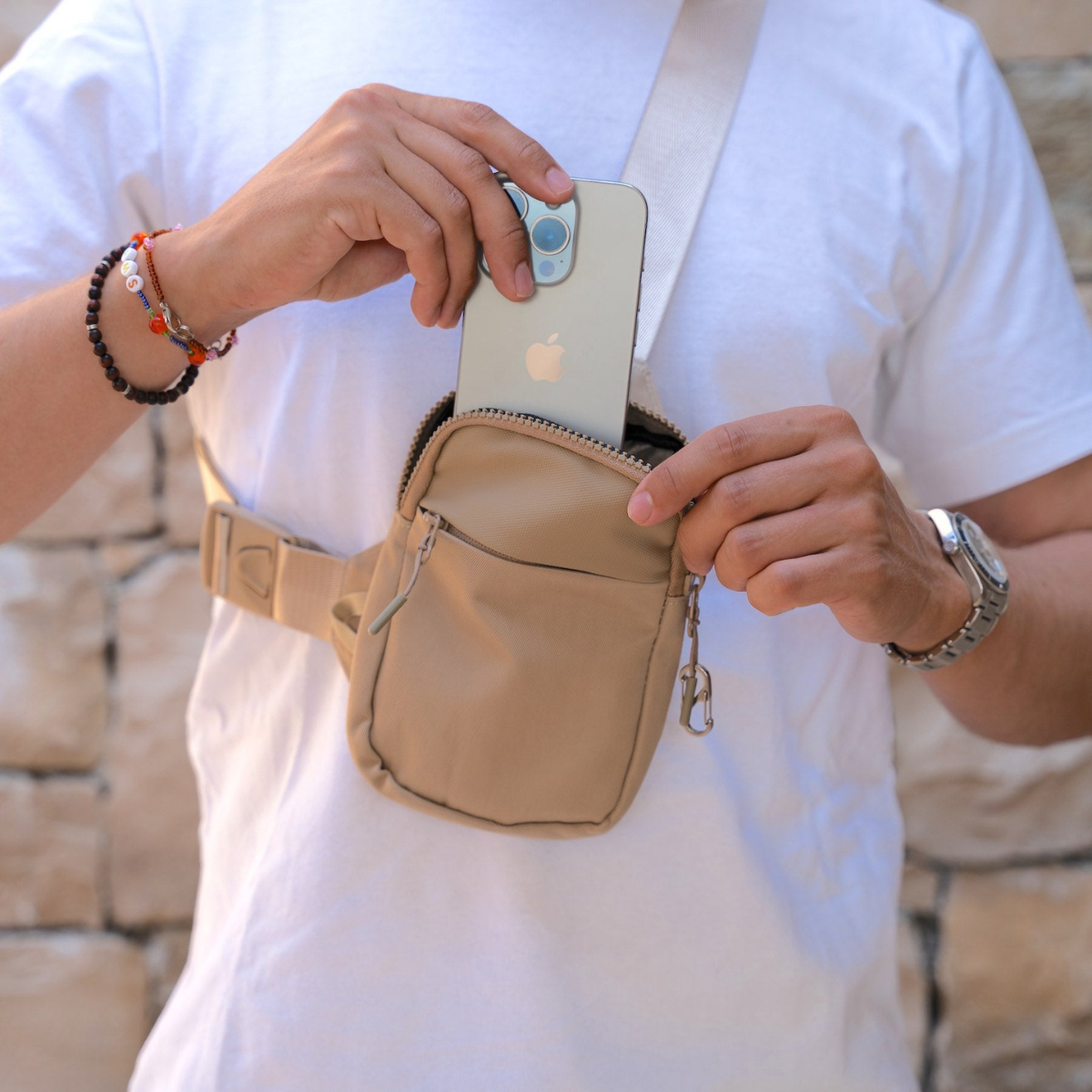 TRAVARA | Sling bag