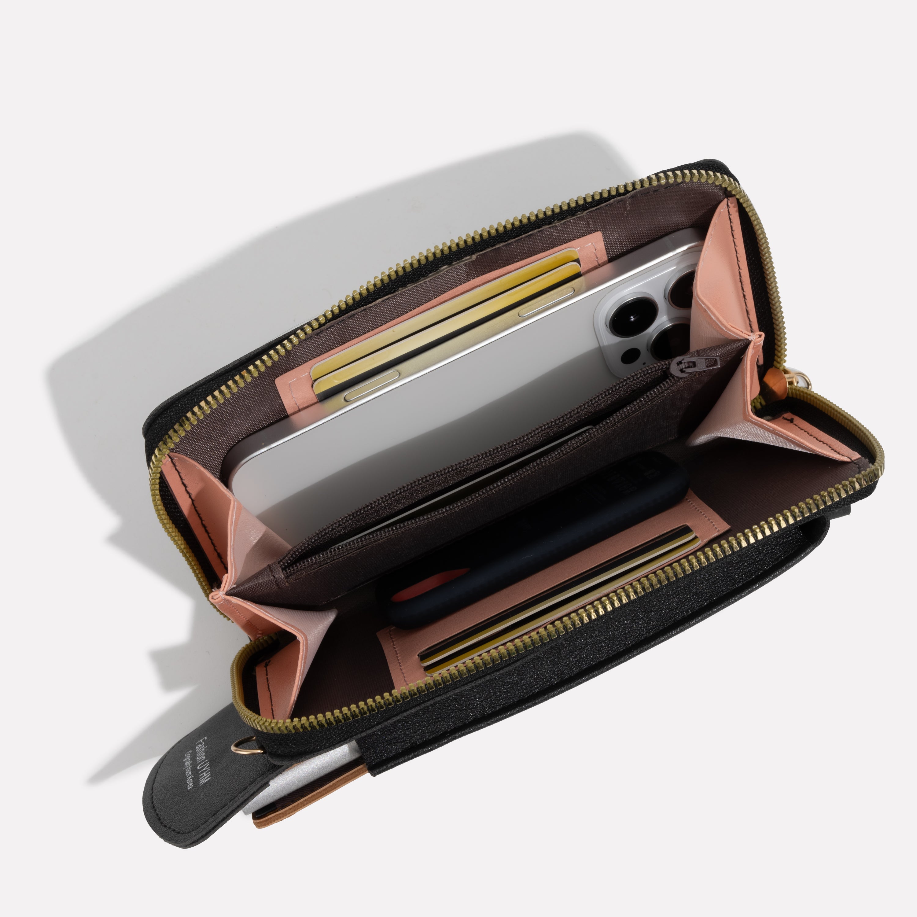 Style & Stash Crossbody Clutch Taske